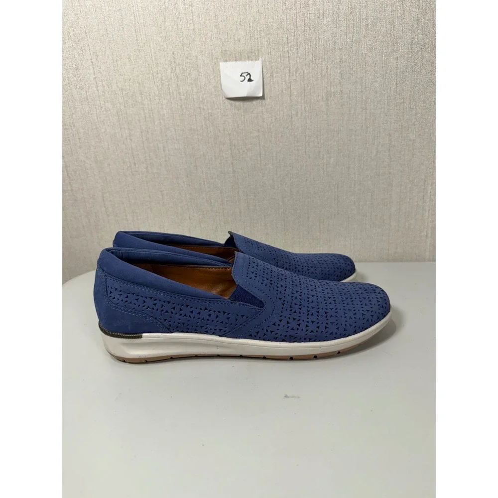 Walking Cradles Womens Blue Laser Cut Leather Slip On‎ Loafers Size 9.5 S Slim